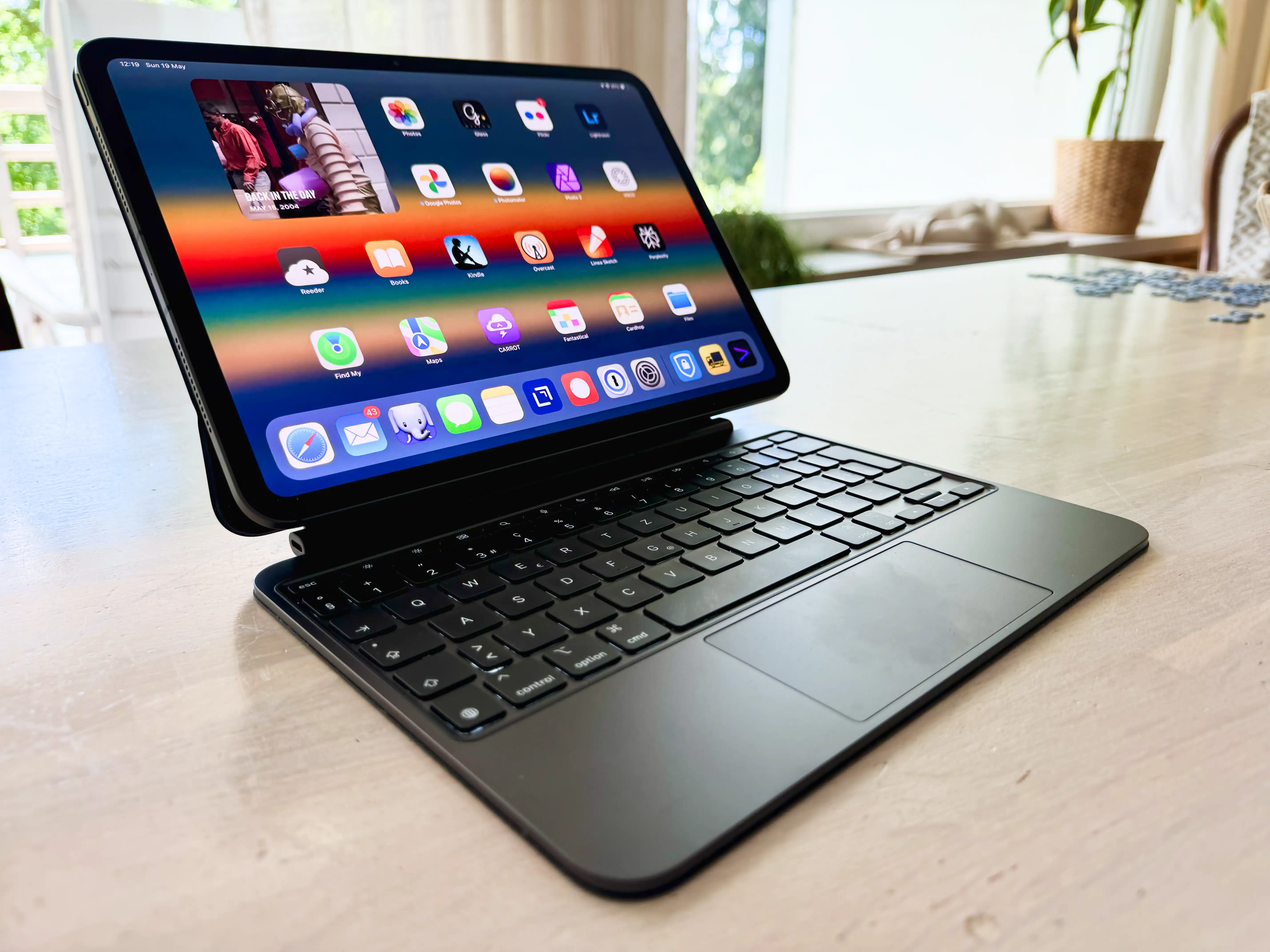 Space black iPad Pro 11